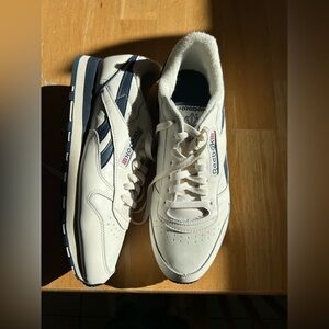 Reebok Classic Leather 1983 Vintage Sneakers